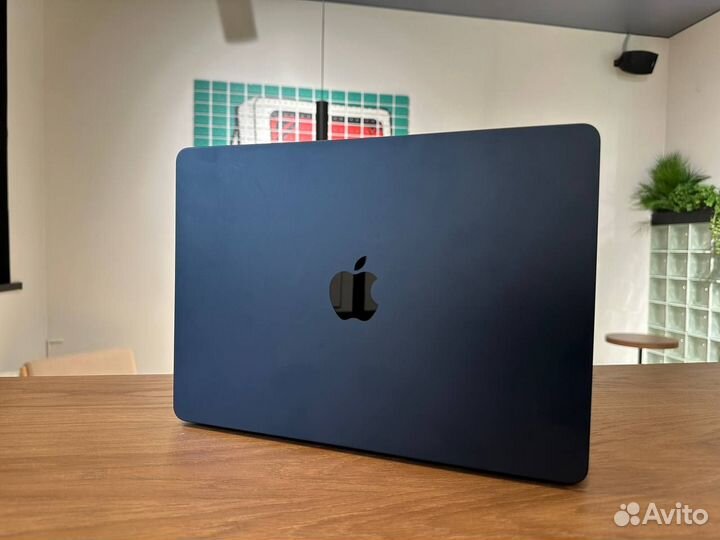 Macbook Air M2 8/256 Midnight