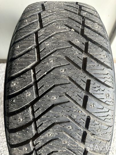 Yokohama Ice Guard IG65 235/55 R18