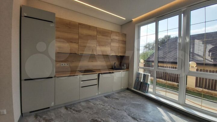 Дом 170 м² на участке 7 сот.