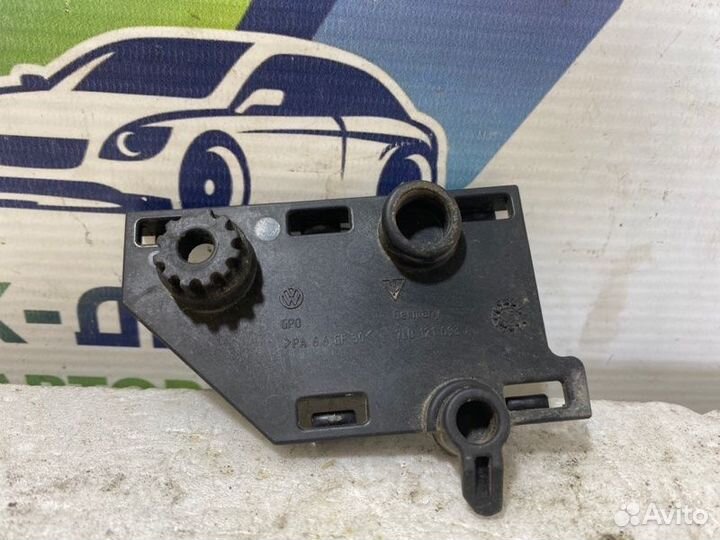 Кронштейн Audi Q7 легковой универсал 4 2007