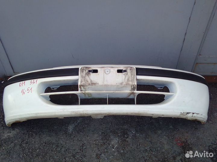 Продам бампер Nissan march 1997-2002