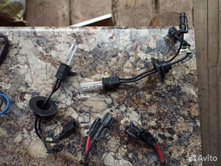 Продам комплект биксенона H4 5000k Sho-me