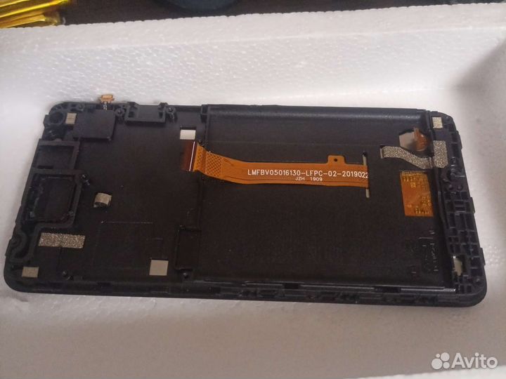 Дисплей с рамкой на ZTE Blade A3 2019
