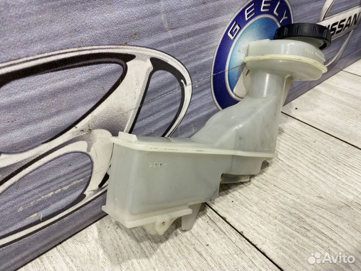 Бачок тормозной жидкости Nissan qashqai J10