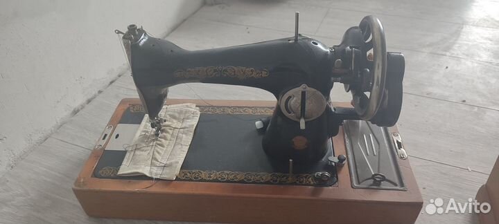 Швейная машина подольск ручная