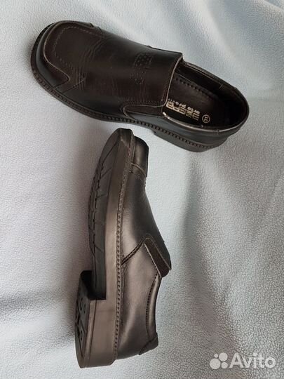 Туфли классические на мальчика р-р 31