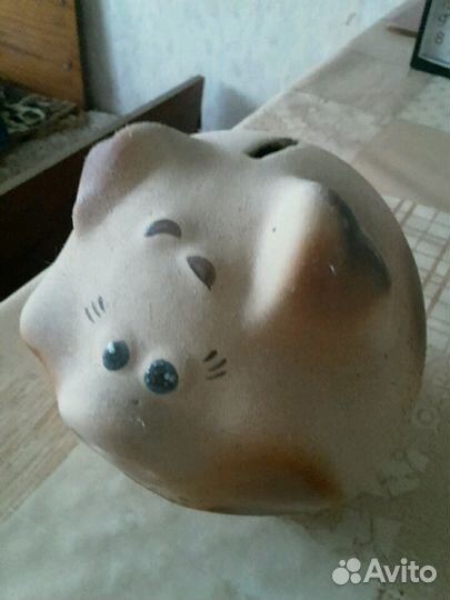 Копилка-сувенир из глины