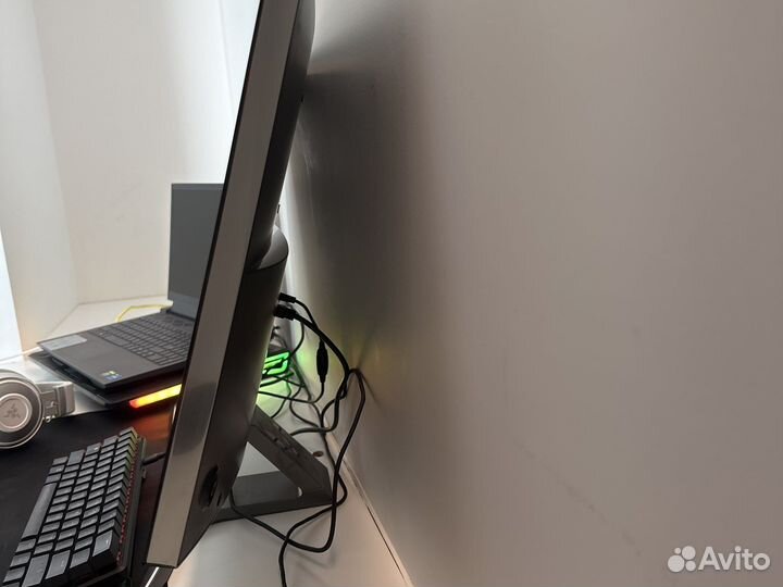 Монитор samsung. 27’, изогнутый. S27D590CS