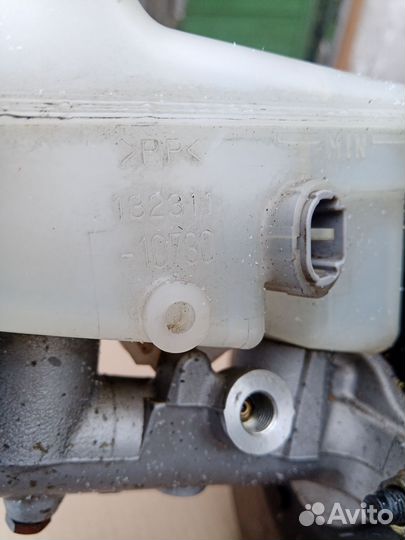 Главный тормозной цилиндр toyota corolla fielder