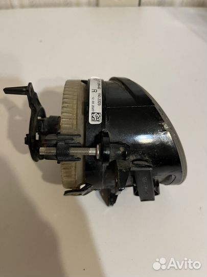 Фара противотуманна Hella vw golf 5/ jetta 5