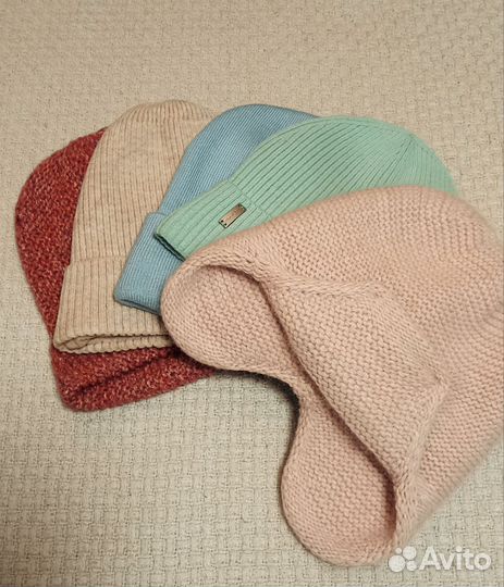 5 шапок женских