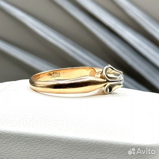 Золотое кольцо СССР тюльпан с бриллиантом 583