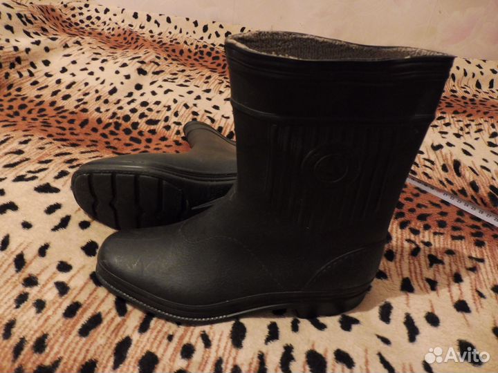 Резиновые сапоги 2 вида