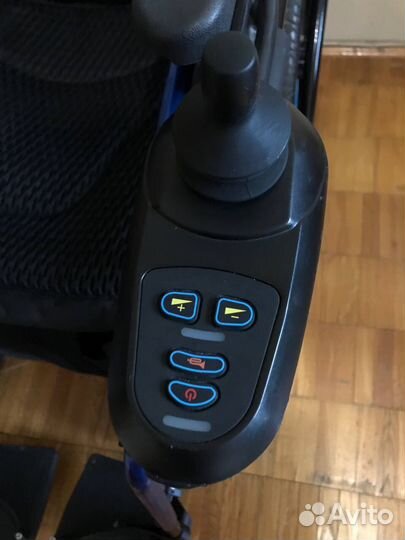 Коляска инвалидная складная с электроприводом