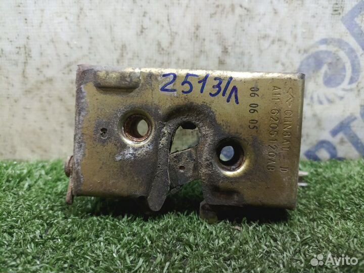 Замок двери задний левый Chery Amulet (A15)