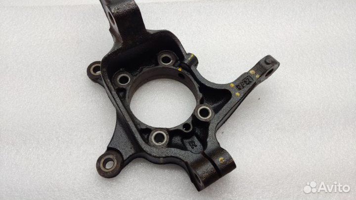 Кулак поворотный передний правый Kia Sorento Prime