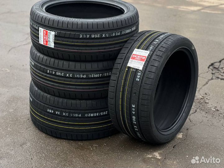 Kumho Ecsta PS91 255/40 R20 и 285/35 R20 101Y