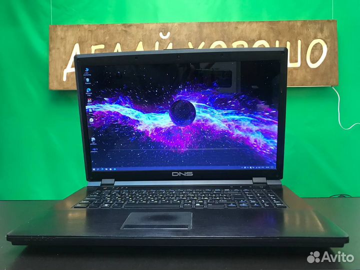 Ноутбук DNS с процессором Core i5