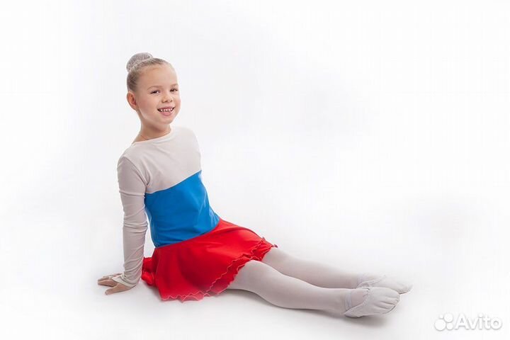 Купальник с юбкой для танцев