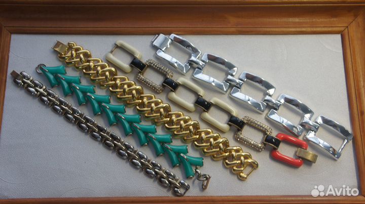 Винтажные браслеты Trifari Cara Coventri