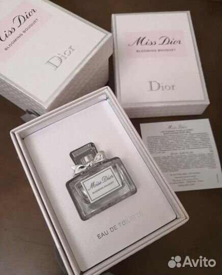 Набор миниатюр Miss Dior Blooming