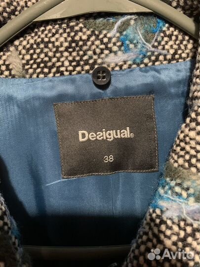 Пальто женское Desigual 38