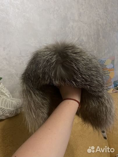 Шапка с мехом песца