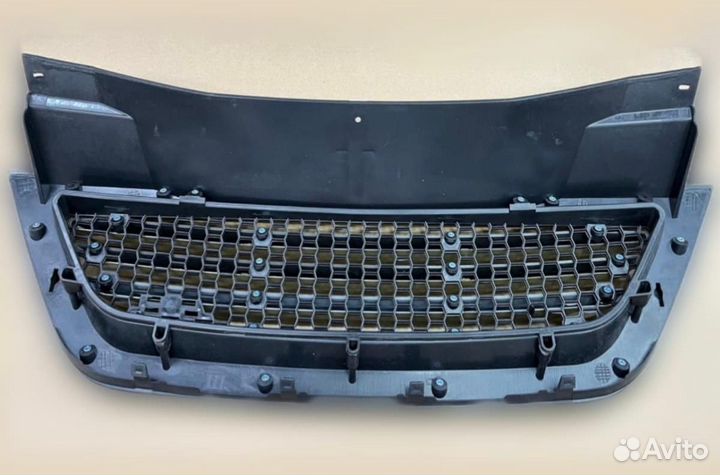 Решетка радиатора серо-голубой Nexia N150, AMG, OE