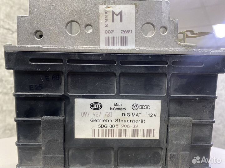 Блок управления АКПП Ауди 80 Б4