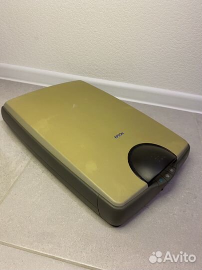 Сканер Epson perfection 660
