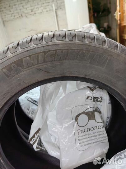 Michelin Latitude Tour 235/60 R18