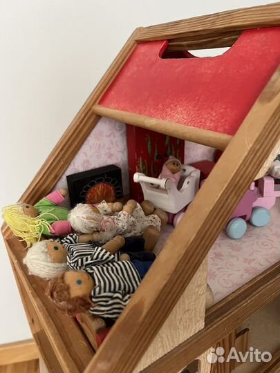 Домик кукольный