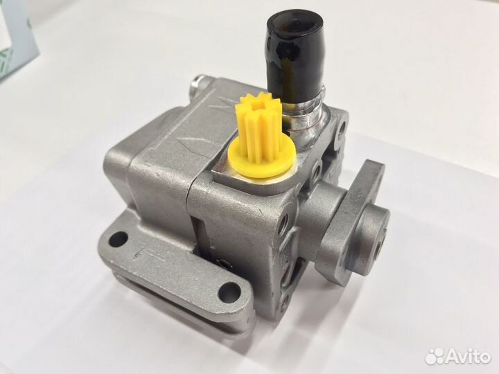 Насос гур BMW 1 E81 06, E82 06, E 87 04, E46