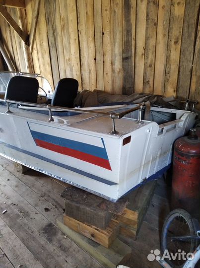 Лодка Прогресс