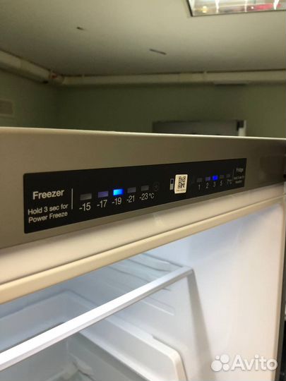 Холодильник samsung