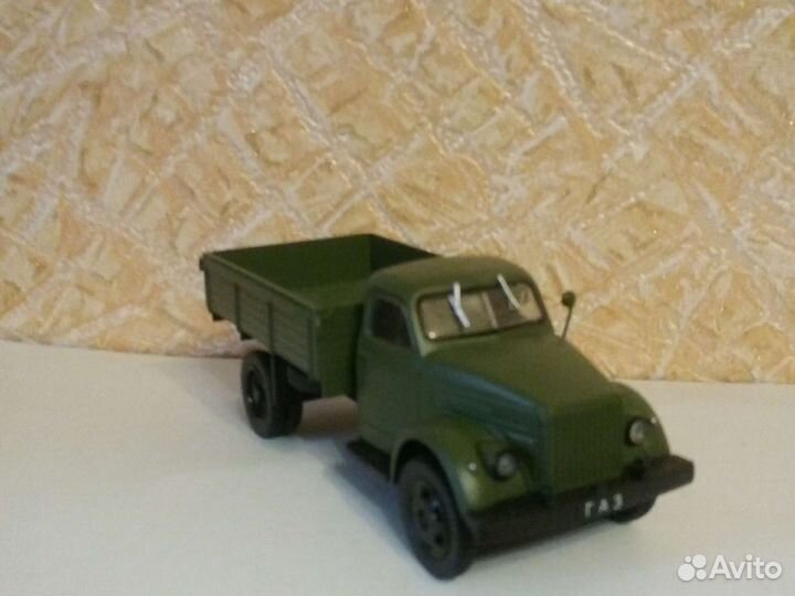 Модель из коллекции