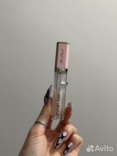 Помады too faced dior