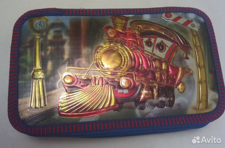 Наборы цветных карандашей в кейсах для детей