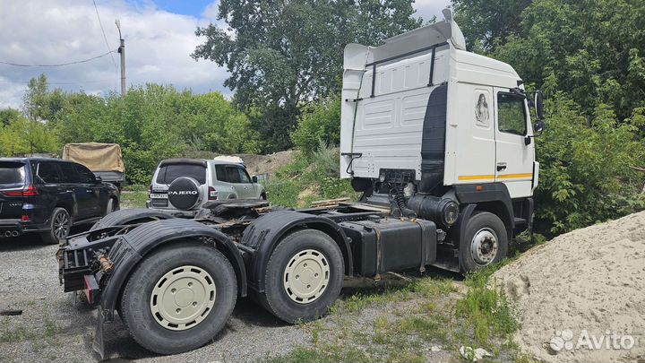 МАЗ 6430B9-1421-021, 2017