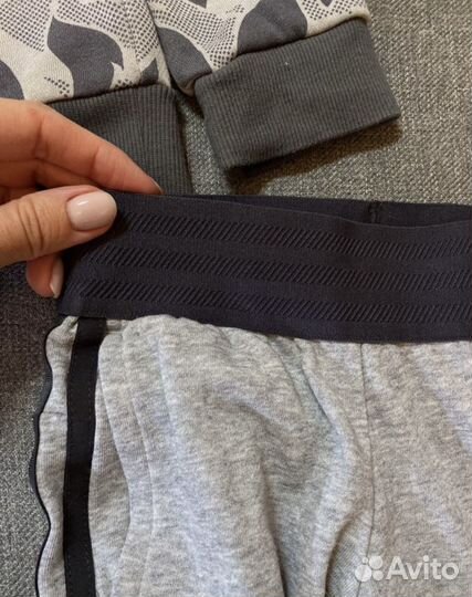 Костюм adidas для девочки 122-128