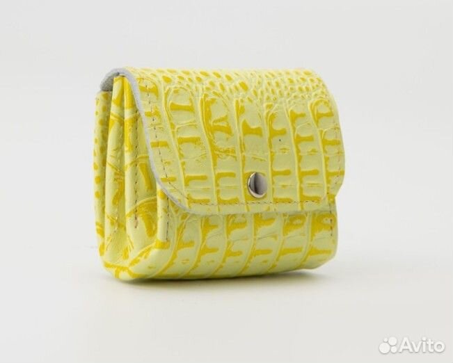Монетница-кошелёк на кнопке 3отд кожа лимон Россия