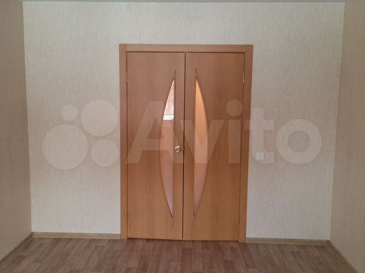 2-к. квартира, 49 м², 1/9 эт.