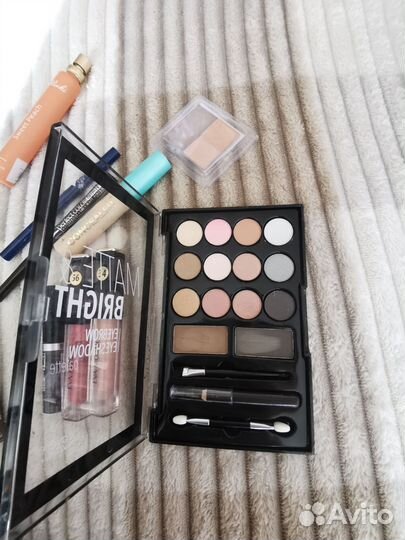 Набор косметики пакетом