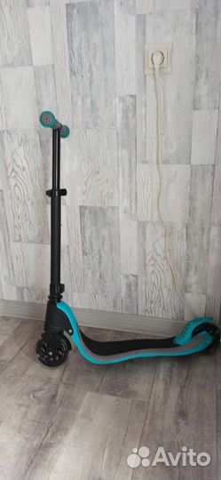 Продам самокат 2 х колесный