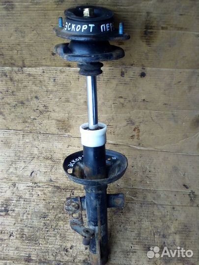 Амортизатор передний Форд Эскорт 90-95