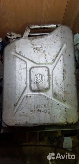 Канистра 20 литров бу железная