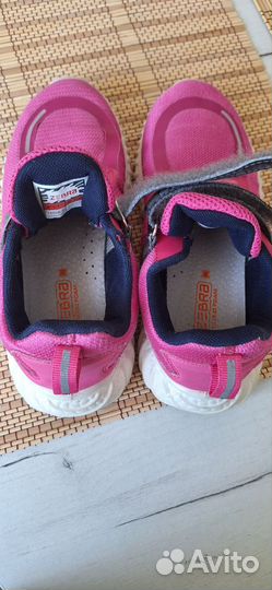 Кроссовки для девочки 33 размер
