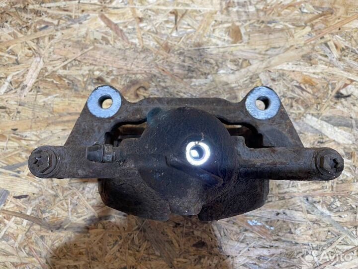 Суппорт тормозной передний правый Audi A3 8V 2014