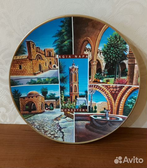 Тарелки сувенирные настенные