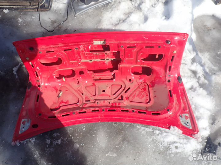 Крышка багажника для VW Passat (B5) 1996-2000